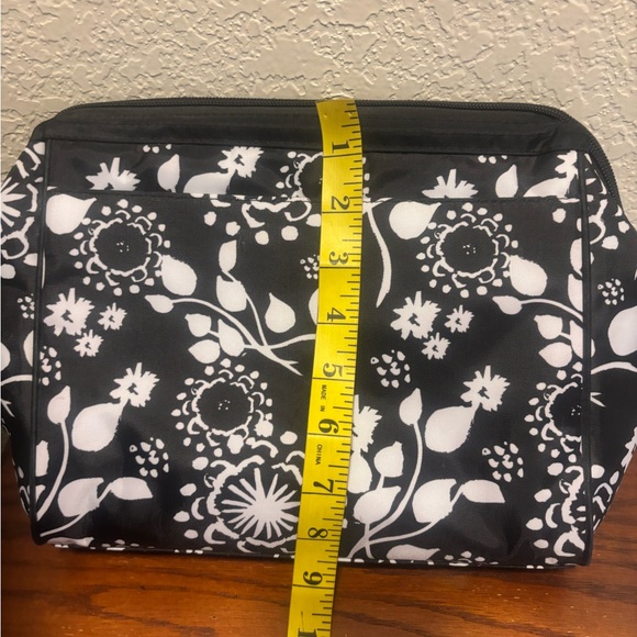 Thirty-One Floral Black and White Cosmetic Bag - Picture 5 of 6